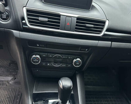 Сірий Мазда 3, об'ємом двигуна 2 л та пробігом 165 тис. км за 11600 $, фото 7 на Automoto.ua