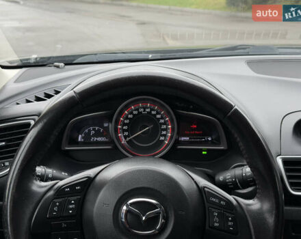 Сірий Мазда 3, об'ємом двигуна 2.19 л та пробігом 236 тис. км за 11500 $, фото 14 на Automoto.ua