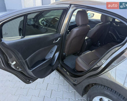 Серый Мазда 3, объемом двигателя 2.2 л и пробегом 235 тыс. км за 11900 $, фото 47 на Automoto.ua