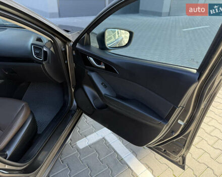 Серый Мазда 3, объемом двигателя 2.2 л и пробегом 235 тыс. км за 11900 $, фото 42 на Automoto.ua