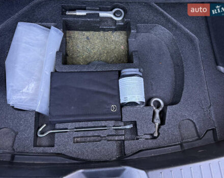 Серый Мазда 3, объемом двигателя 2.2 л и пробегом 235 тыс. км за 11900 $, фото 20 на Automoto.ua