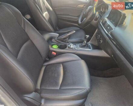 Серый Мазда 3, объемом двигателя 2 л и пробегом 243 тыс. км за 8700 $, фото 5 на Automoto.ua