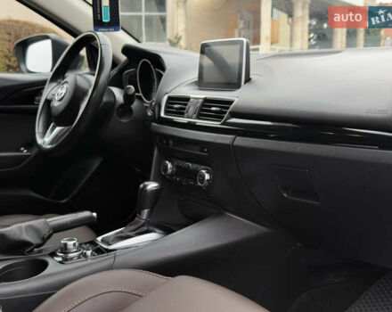 Сірий Мазда 3, об'ємом двигуна 2.19 л та пробігом 236 тис. км за 11500 $, фото 11 на Automoto.ua