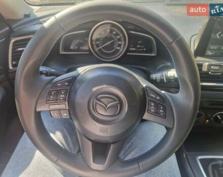 Серый Мазда 3, объемом двигателя 2 л и пробегом 243 тыс. км за 8700 $, фото 1 на Automoto.ua