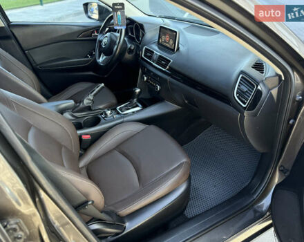 Серый Мазда 3, объемом двигателя 2.2 л и пробегом 235 тыс. км за 11900 $, фото 41 на Automoto.ua