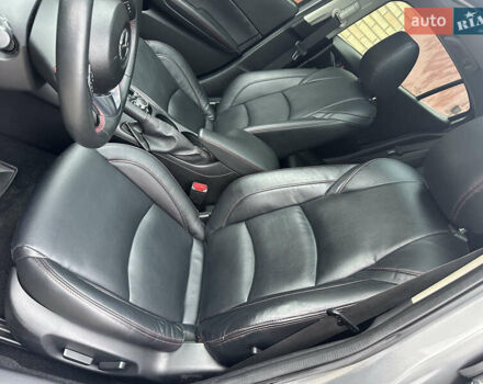 Сірий Мазда 3, об'ємом двигуна 2 л та пробігом 165 тис. км за 11600 $, фото 6 на Automoto.ua