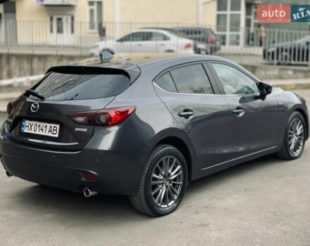 Серый Мазда 3, объемом двигателя 2.19 л и пробегом 266 тыс. км за 10399 $, фото 6 на Automoto.ua
