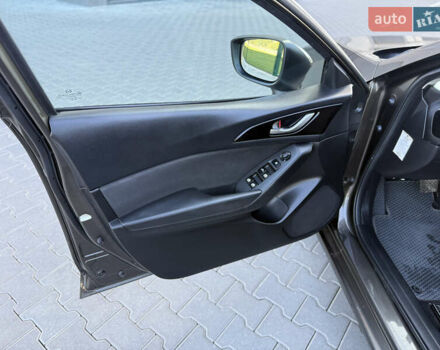 Серый Мазда 3, объемом двигателя 2.2 л и пробегом 235 тыс. км за 11900 $, фото 33 на Automoto.ua