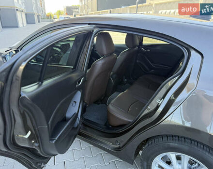 Серый Мазда 3, объемом двигателя 2.2 л и пробегом 235 тыс. км за 11900 $, фото 46 на Automoto.ua