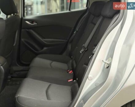 Серый Мазда 3, объемом двигателя 2 л и пробегом 80 тыс. км за 10990 $, фото 11 на Automoto.ua