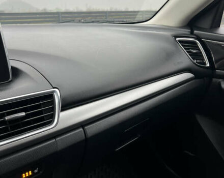 Серый Мазда 3, объемом двигателя 2.2 л и пробегом 255 тыс. км за 10500 $, фото 23 на Automoto.ua