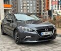 Сірий Мазда 3, об'ємом двигуна 2 л та пробігом 150 тис. км за 9800 $, фото 1 на Automoto.ua
