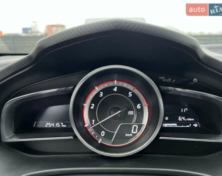 Серый Мазда 3, объемом двигателя 2.2 л и пробегом 255 тыс. км за 10500 $, фото 18 на Automoto.ua