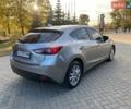 Серый Мазда 3, объемом двигателя 2 л и пробегом 127 тыс. км за 10900 $, фото 6 на Automoto.ua