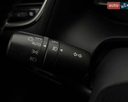 Серый Мазда 3, объемом двигателя 2 л и пробегом 80 тыс. км за 10990 $, фото 17 на Automoto.ua