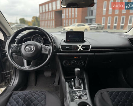 Сірий Мазда 3, об'ємом двигуна 2 л та пробігом 123 тис. км за 9999 $, фото 10 на Automoto.ua