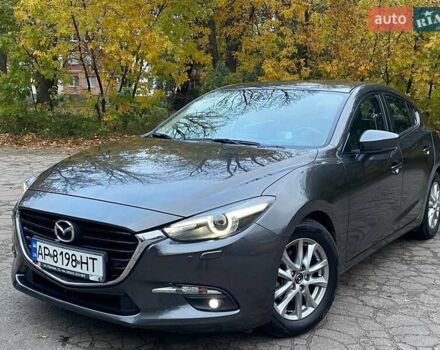 Серый Мазда 3, объемом двигателя 1.5 л и пробегом 39 тыс. км за 13790 $, фото 6 на Automoto.ua