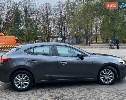 Серый Мазда 3, объемом двигателя 1.5 л и пробегом 39 тыс. км за 13790 $, фото 16 на Automoto.ua