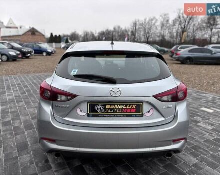 Серый Мазда 3, объемом двигателя 2.49 л и пробегом 82 тыс. км за 9999 $, фото 6 на Automoto.ua