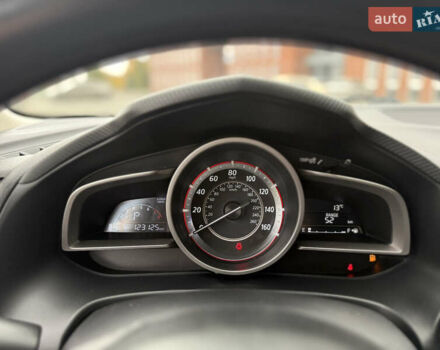 Сірий Мазда 3, об'ємом двигуна 2 л та пробігом 123 тис. км за 9999 $, фото 13 на Automoto.ua