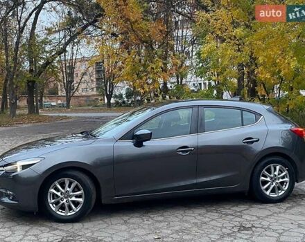 Серый Мазда 3, объемом двигателя 1.5 л и пробегом 39 тыс. км за 13790 $, фото 1 на Automoto.ua