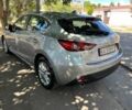 Сірий Мазда 3, об'ємом двигуна 2 л та пробігом 200 тис. км за 9300 $, фото 6 на Automoto.ua