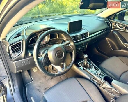 Сірий Мазда 3, об'ємом двигуна 2 л та пробігом 179 тис. км за 9590 $, фото 12 на Automoto.ua