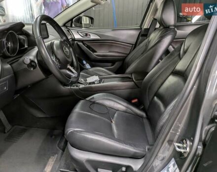 Серый Мазда 3, объемом двигателя 2 л и пробегом 133 тыс. км за 12900 $, фото 10 на Automoto.ua
