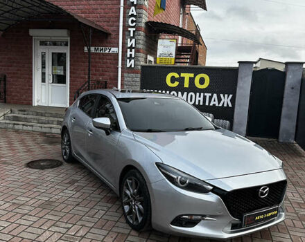 Серый Мазда 3, объемом двигателя 2.4 л и пробегом 101 тыс. км за 10800 $, фото 2 на Automoto.ua