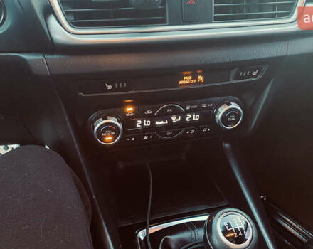 Серый Мазда 3, объемом двигателя 2.5 л и пробегом 171 тыс. км за 13000 $, фото 17 на Automoto.ua