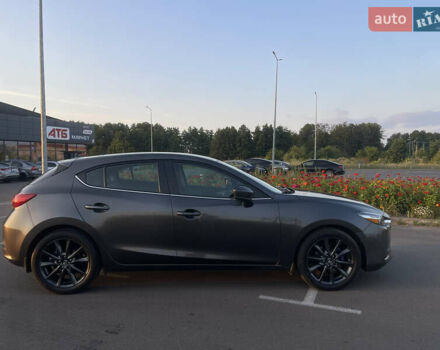 Серый Мазда 3, объемом двигателя 2.49 л и пробегом 82 тыс. км за 12700 $, фото 1 на Automoto.ua