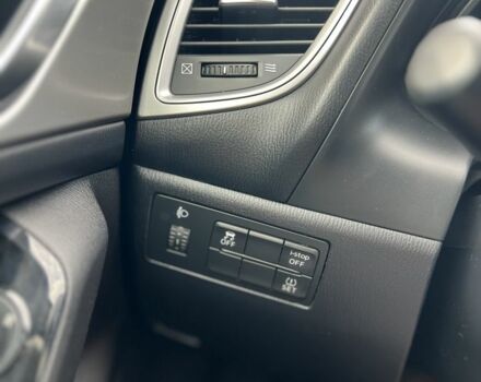 Серый Мазда 3, объемом двигателя 1.5 л и пробегом 143 тыс. км за 11700 $, фото 16 на Automoto.ua