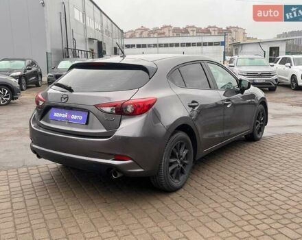 Серый Мазда 3, объемом двигателя 2 л и пробегом 90 тыс. км за 12800 $, фото 4 на Automoto.ua