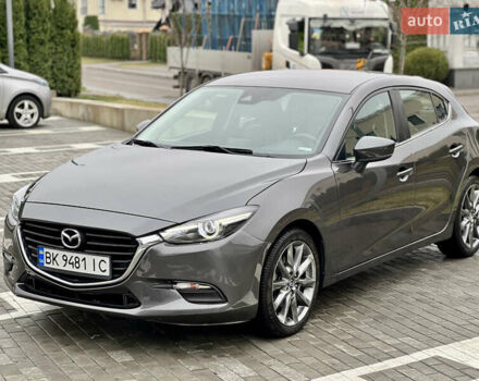 Сірий Мазда 3, об'ємом двигуна 2.5 л та пробігом 116 тис. км за 10850 $, фото 5 на Automoto.ua