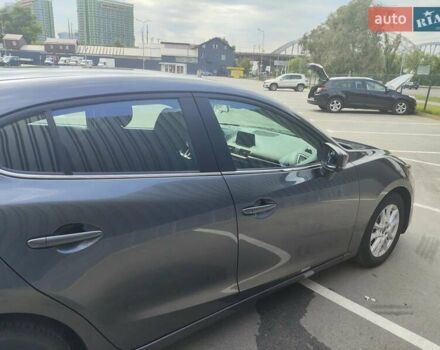 Серый Мазда 3, объемом двигателя 1.5 л и пробегом 92 тыс. км за 16500 $, фото 7 на Automoto.ua