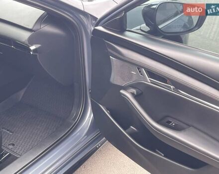 Серый Мазда 3, объемом двигателя 2.5 л и пробегом 9 тыс. км за 20100 $, фото 30 на Automoto.ua