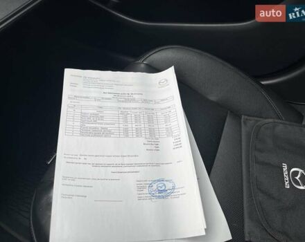 Серый Мазда 3, объемом двигателя 2.5 л и пробегом 9 тыс. км за 20100 $, фото 15 на Automoto.ua