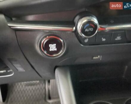 Серый Мазда 3, объемом двигателя 2.5 л и пробегом 9 тыс. км за 20100 $, фото 72 на Automoto.ua