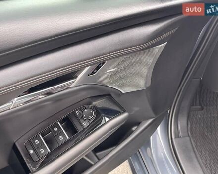 Серый Мазда 3, объемом двигателя 2.5 л и пробегом 9 тыс. км за 20100 $, фото 25 на Automoto.ua