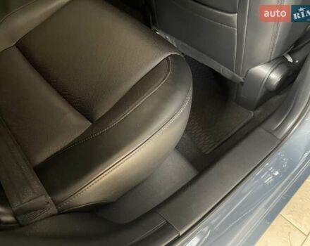 Серый Мазда 3, объемом двигателя 2.5 л и пробегом 9 тыс. км за 20100 $, фото 55 на Automoto.ua