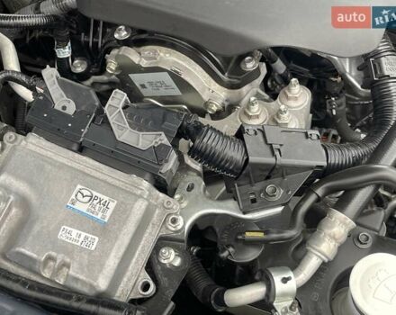 Серый Мазда 3, объемом двигателя 2.5 л и пробегом 9 тыс. км за 20100 $, фото 33 на Automoto.ua