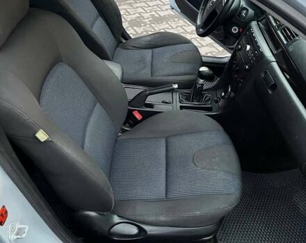 Сірий Мазда 3, об'ємом двигуна 1.6 л та пробігом 190 тис. км за 4500 $, фото 8 на Automoto.ua