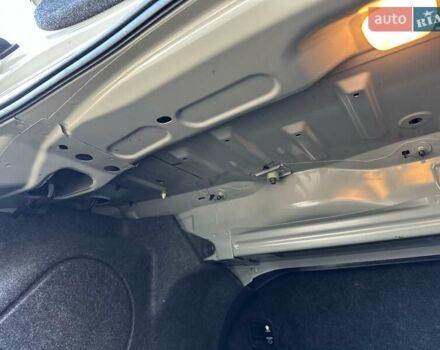 Сірий Мазда 3, об'ємом двигуна 1.6 л та пробігом 132 тис. км за 5500 $, фото 58 на Automoto.ua