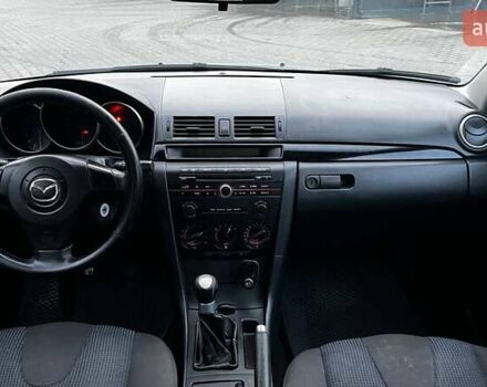 Сірий Мазда 3, об'ємом двигуна 1.6 л та пробігом 190 тис. км за 4500 $, фото 5 на Automoto.ua