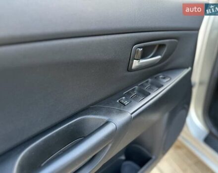 Сірий Мазда 3, об'ємом двигуна 1.6 л та пробігом 132 тис. км за 5500 $, фото 44 на Automoto.ua