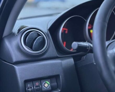 Серый Мазда 3, объемом двигателя 1.6 л и пробегом 337 тыс. км за 4399 $, фото 17 на Automoto.ua