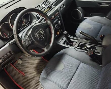 Серый Мазда 3, объемом двигателя 2 л и пробегом 250 тыс. км за 3600 $, фото 4 на Automoto.ua