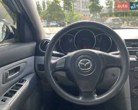 Сірий Мазда 3, об'ємом двигуна 1.6 л та пробігом 144 тис. км за 4600 $, фото 11 на Automoto.ua