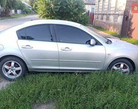Сірий Мазда 3, об'ємом двигуна 1.6 л та пробігом 235 тис. км за 3700 $, фото 1 на Automoto.ua