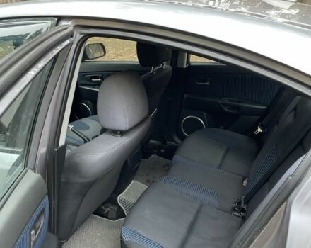 Сірий Мазда 3, об'ємом двигуна 2 л та пробігом 200 тис. км за 2500 $, фото 6 на Automoto.ua